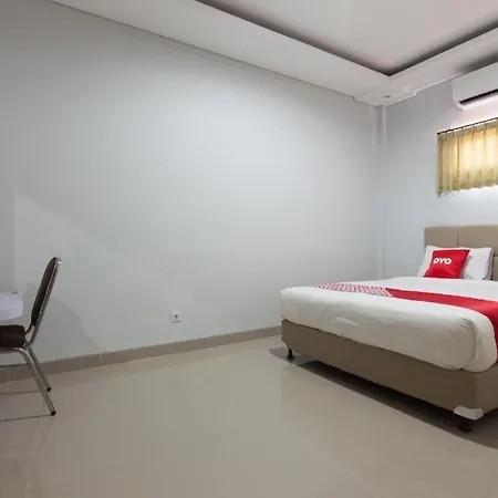 Oyo 1949 Vrindavan Residence